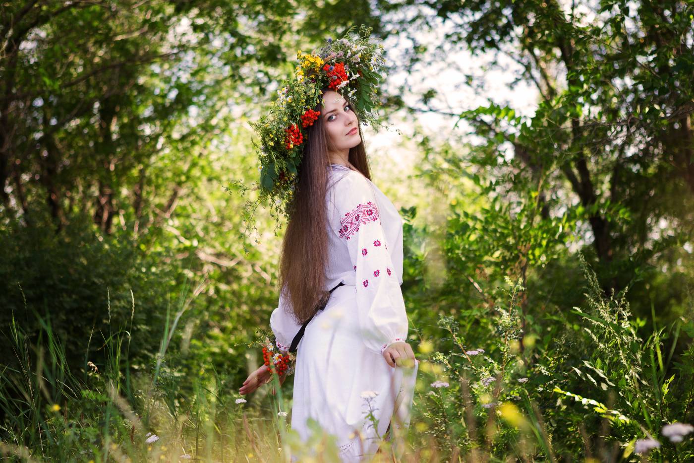 Slavic girls brings the glow — live moments in Kashgar