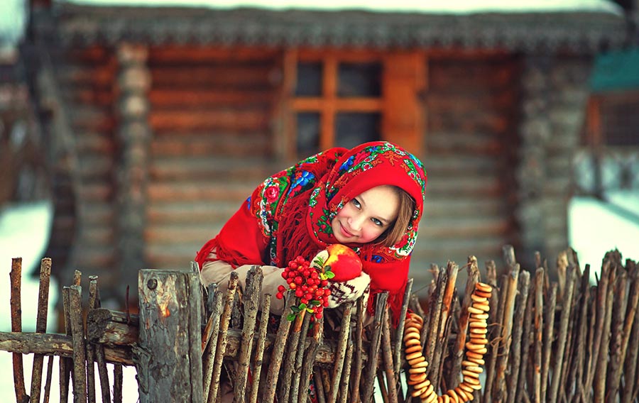 Sexy girl Women in Slavic costumes in Kashgar
