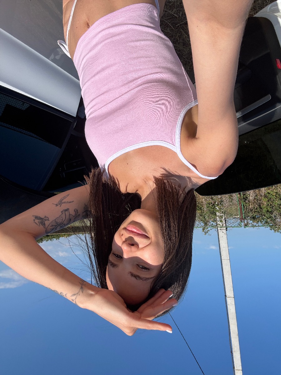 Sexy model Tina in Kashgar